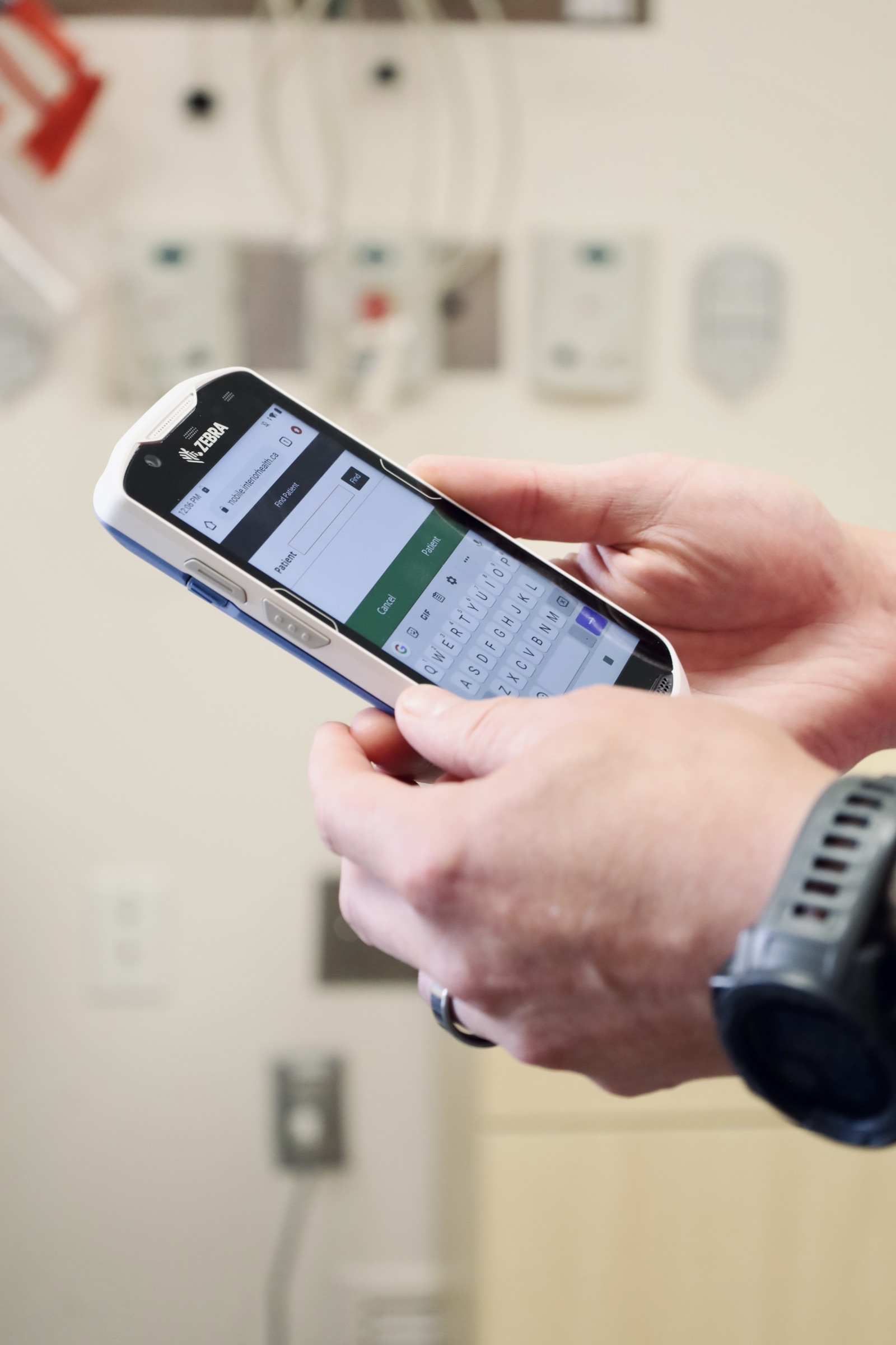 a close up picture of the device used by medical staff to analyze patient records 