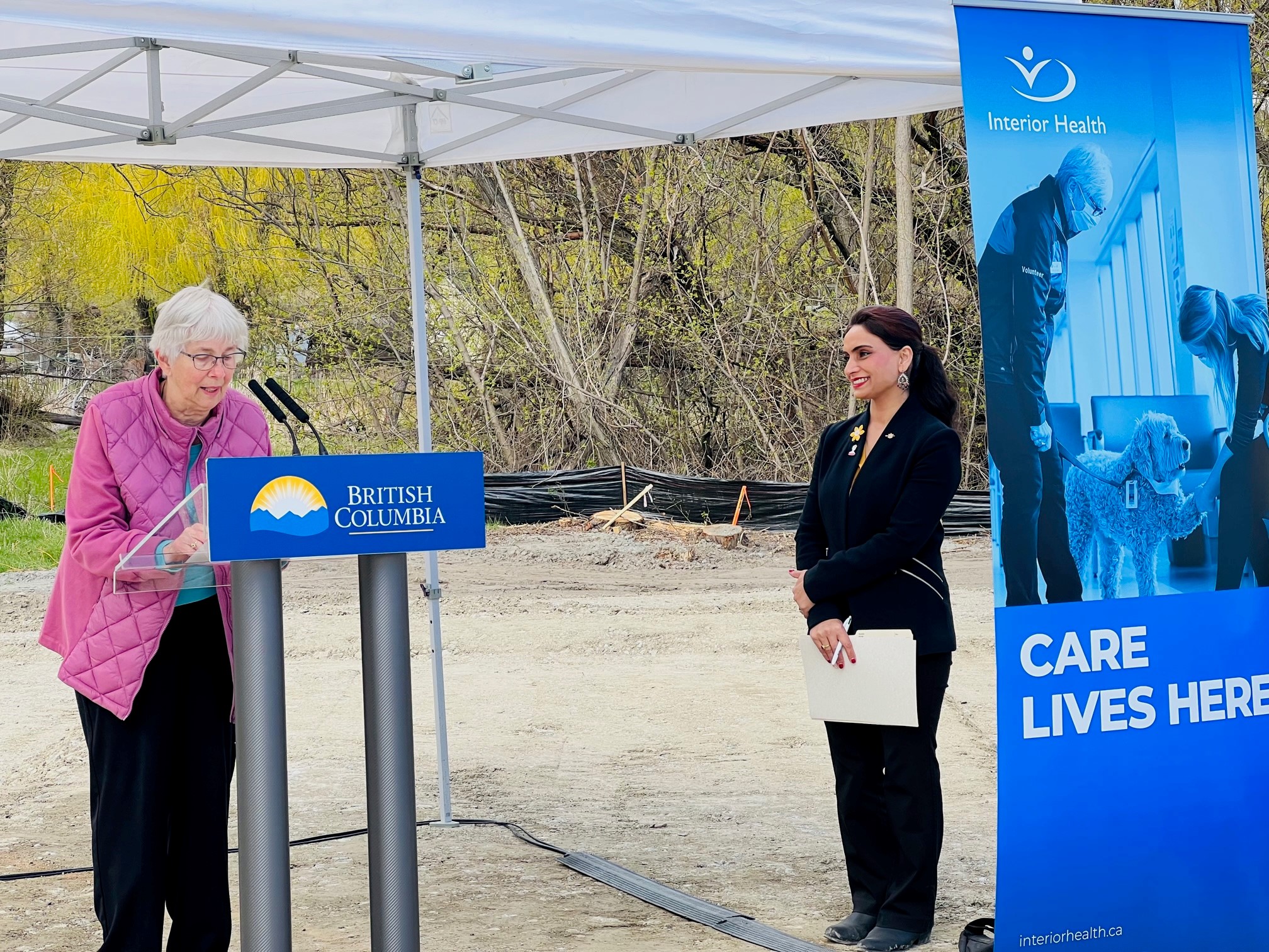 Sandra Ohlemann speaks at podium during ground-breaking ceremony.